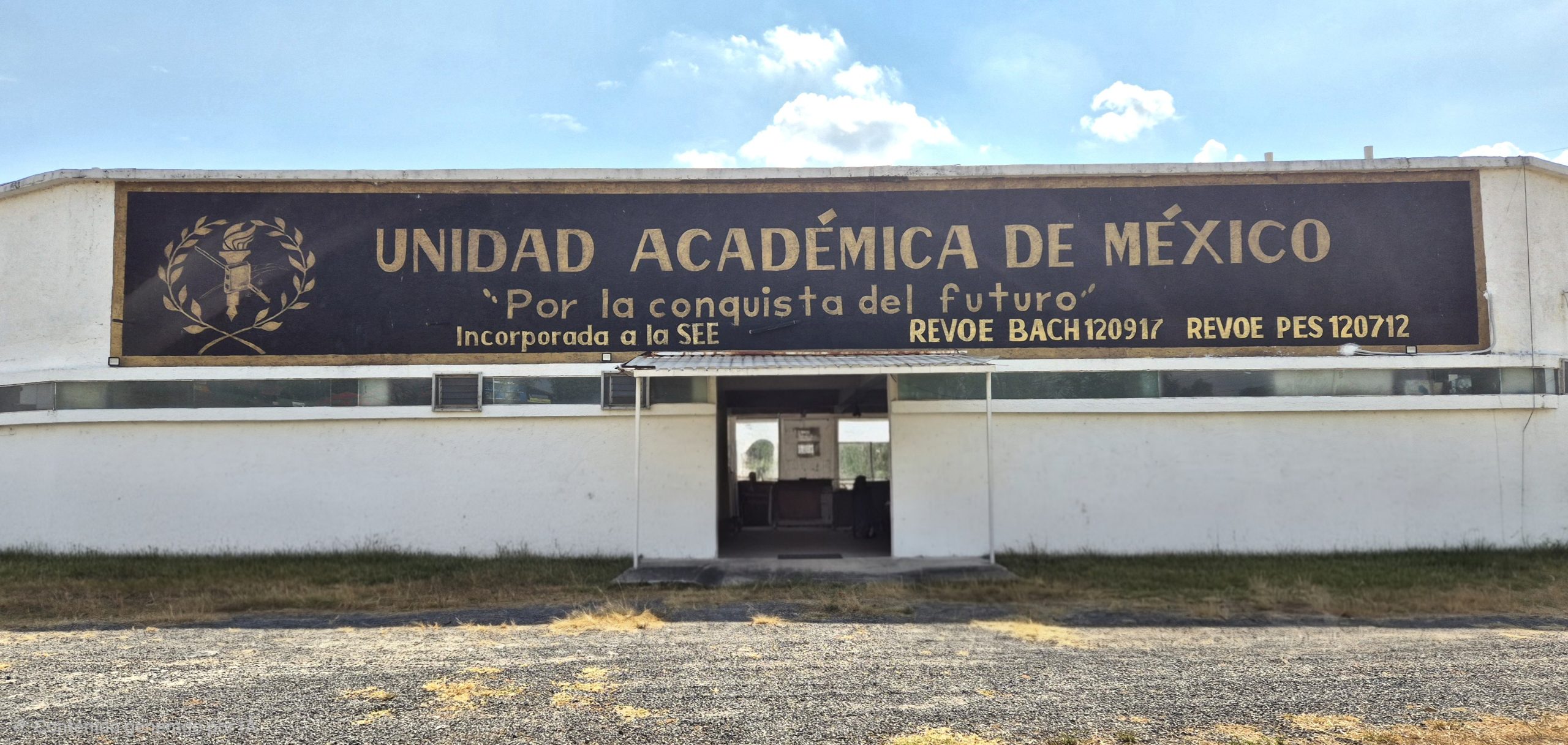 1. Instalaciones